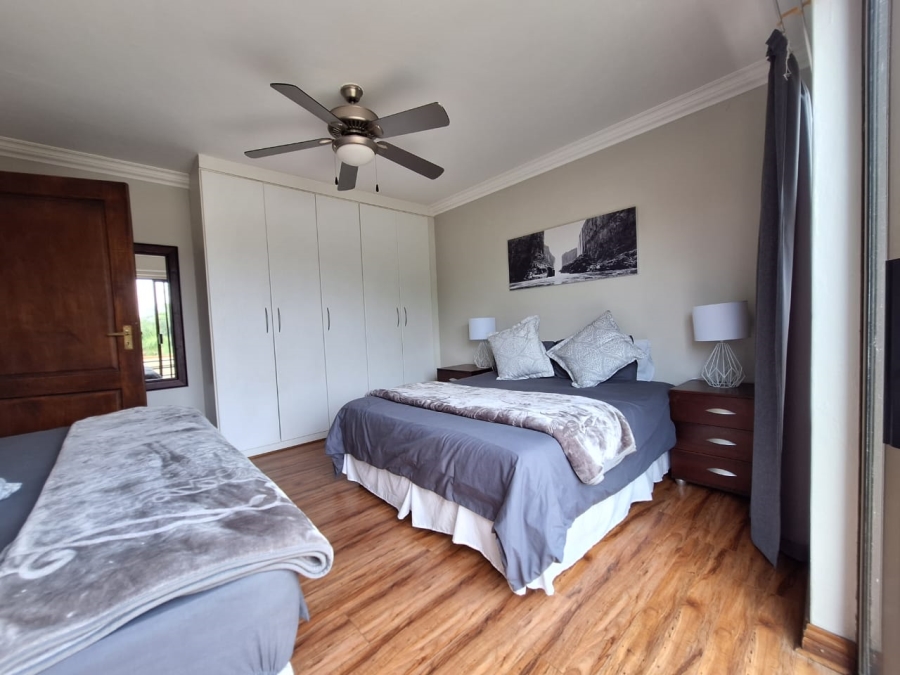 5 Bedroom Property for Sale in Caribbean Beach Club North West